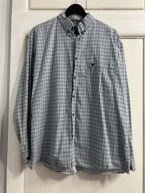 Diamond button down